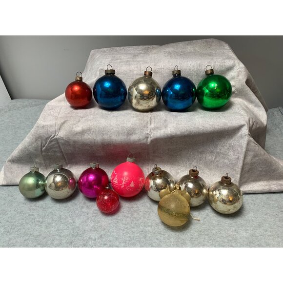Vintage Glass Christmas Ornaments Set 14 Assorted Metallic Shine Unique Designs - Picture 9 of 12